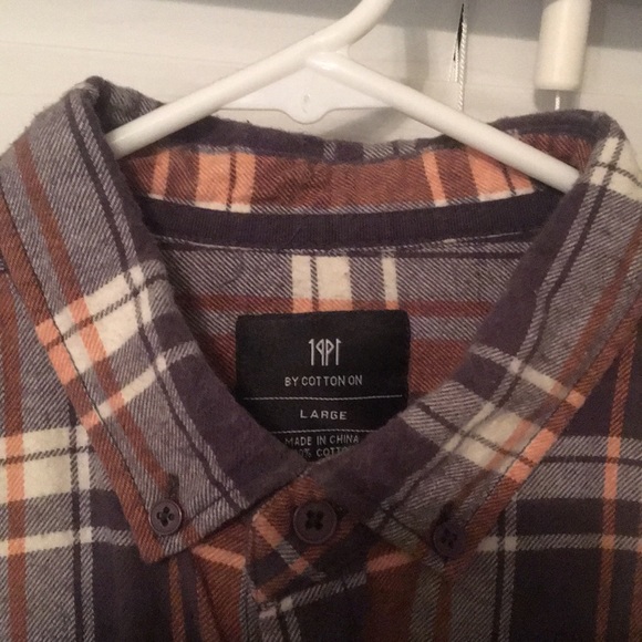 Flannel shirt - Picture 2 of 3